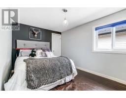 187 HOLLYRIDGE CRESCENT - 16