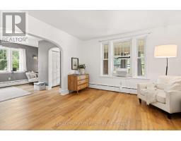 182 JOHN STREET S - 11