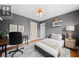 182 JOHN STREET S - 23