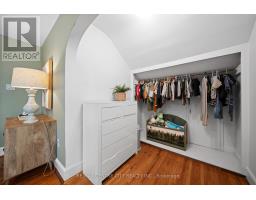 182 JOHN STREET S - 27