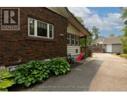 182 JOHN STREET S - 43