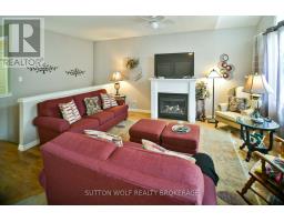 42 - 375 SCOTT STREET E - 11
