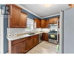 95 BOYD BOULEVARD - 11