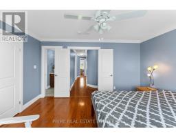 95 BOYD BOULEVARD - 18