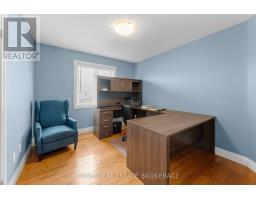 95 BOYD BOULEVARD - 23