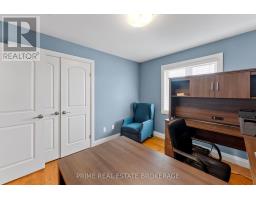 95 BOYD BOULEVARD - 24