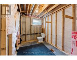 95 BOYD BOULEVARD - 33