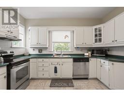 793 LORNE AVENUE - 10