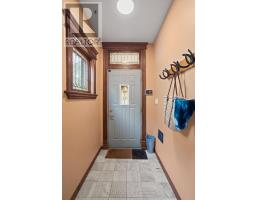 793 LORNE AVENUE - 3