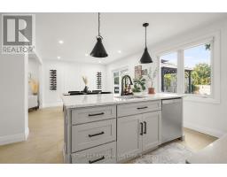 42 PINEGROVE CRESCENT - 15
