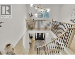 42 PINEGROVE CRESCENT - 21