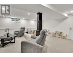 42 PINEGROVE CRESCENT - 35