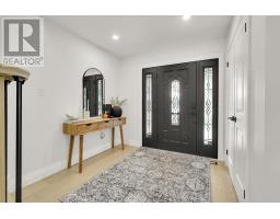 42 PINEGROVE CRESCENT - 4