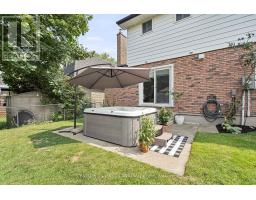 42 PINEGROVE CRESCENT - 43