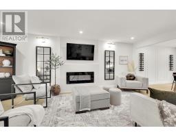 42 PINEGROVE CRESCENT - 6