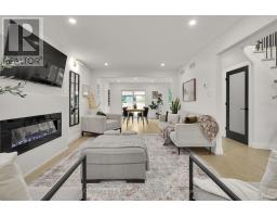 42 PINEGROVE CRESCENT - 9