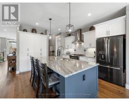 7 - 44 SUNRISE LANE - 10