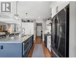 7 - 44 SUNRISE LANE - 14