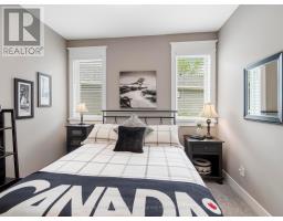 7 - 44 SUNRISE LANE - 24