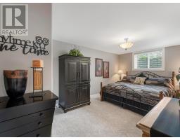 7 - 44 SUNRISE LANE - 34