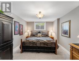 7 - 44 SUNRISE LANE - 35