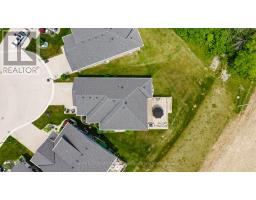 7 - 44 SUNRISE LANE - 46