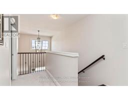 102 CAVERHILL CRESCENT - 22