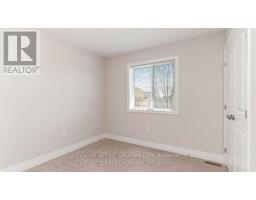 102 CAVERHILL CRESCENT - 27