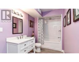 102 CAVERHILL CRESCENT - 32