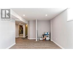 102 CAVERHILL CRESCENT - 34