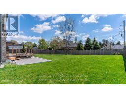 102 CAVERHILL CRESCENT - 44
