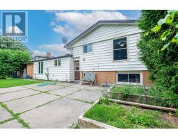 57 MCTAGGART CRESCENT - 39