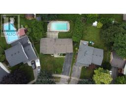 57 MCTAGGART CRESCENT - 43