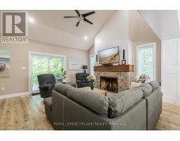10124 SANDALWOOD CRESCENT - 21