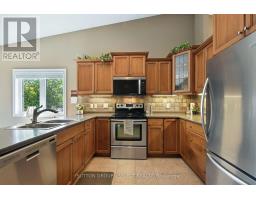 1 - 2100 DENVIEW AVENUE - 10