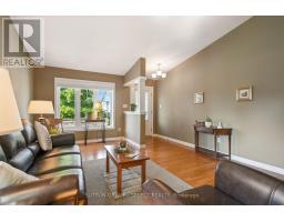1 - 2100 DENVIEW AVENUE - 6