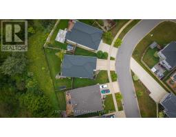 209 EVERETT LANE - 10