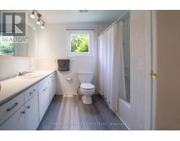 1431 STONEYBROOK CRESCENT - 23