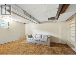 2331 WELLINGTON STREET - 21