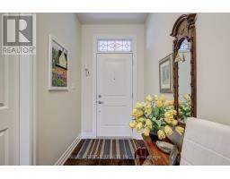 81 - 9 DAUSETT DRIVE - 14