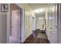 81 - 9 DAUSETT DRIVE - 15