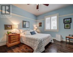 81 - 9 DAUSETT DRIVE - 20