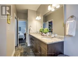 81 - 9 DAUSETT DRIVE - 25