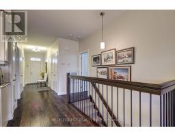 81 - 9 DAUSETT DRIVE - 27
