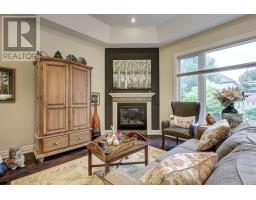 81 - 9 DAUSETT DRIVE - 29
