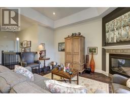81 - 9 DAUSETT DRIVE - 30