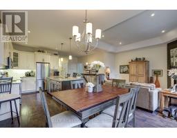 81 - 9 DAUSETT DRIVE - 35