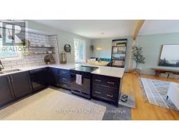 10 MILFORD CRESCENT - 14