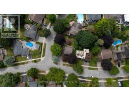 11 TANGLEWOOD AVENUE - 36