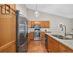 4 - 519 RIVERSIDE DRIVE - 10